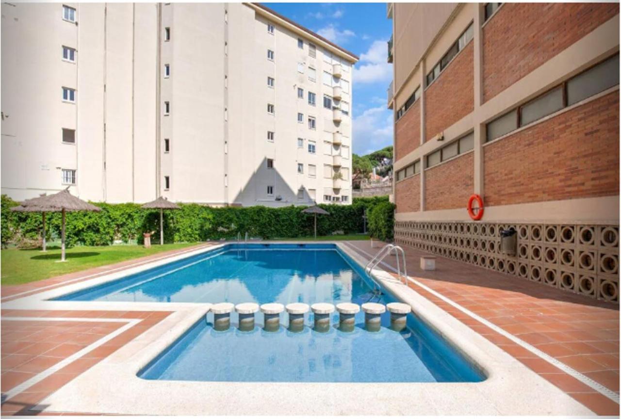 One Bedroom Flat In Fenals Lloret De Mar For 4 People Exterior photo